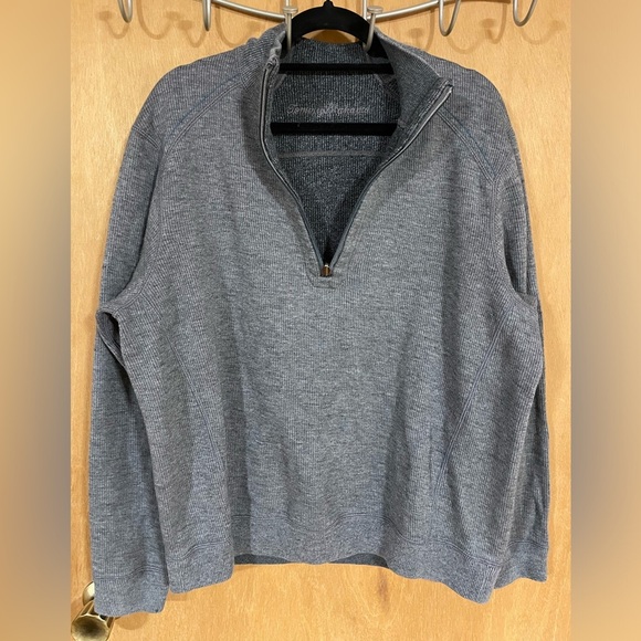 TOMMY BAHAMA- quarter zip size small - Picture 1 of 3
